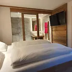 Hieserhof アパート *