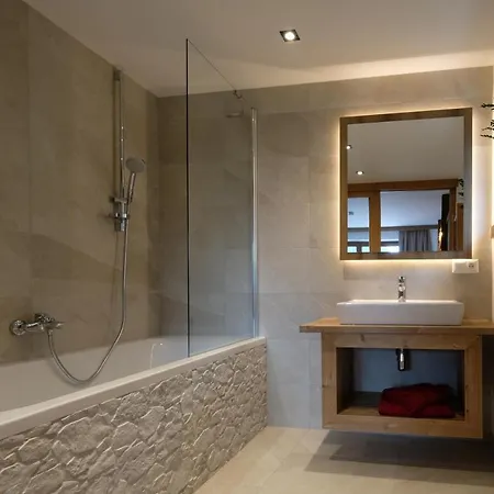 Hieserhof Apartment *